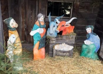 weihnachtsmarkt mit kindern adventsmarkt kind tipps schöne adventmärkte in südtirol weihnächtsmärke in südtirol engele im wald tearna advent weihnachtsmarkt terenten südtirol besuch adventsmarkt kinder südtirol weihnachtsmärkte für kinder familienausflug weihnachten suedtirol ferien adventsmarkt mit kind empfehlungen schöne weihnachtsmärkte für groß und klein