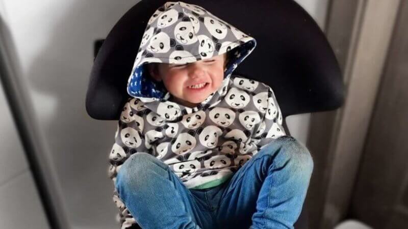 Zuckersüß von Kopf bis Fuß Nähbuch Kinderkleidung selber nähen ganz einfach Buchtipp Empfehlung nähen DIY Hoodie für Kinder Schnittmuster