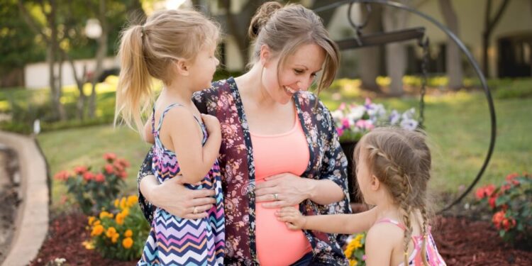 Die-rentenmäßige-Absicherung-der-Erziehungszeiten-für-Mütter-in-Südtirol