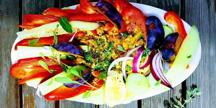 Hummus mit Gemüse-Sticks Rezeptidee