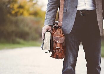 Tipps-für-den-Elternsprechtag-So-bereitest-du-dich-auf-das-Eltern-Lehrer-Gespräch-vor