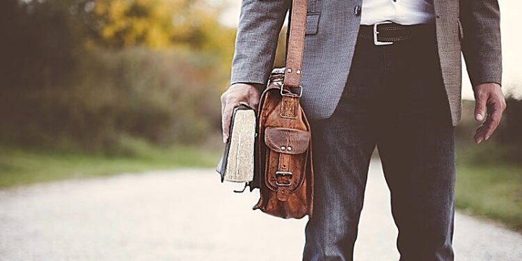 Tipps-für-den-Elternsprechtag-So-bereitest-du-dich-auf-das-Eltern-Lehrer-Gespräch-vor