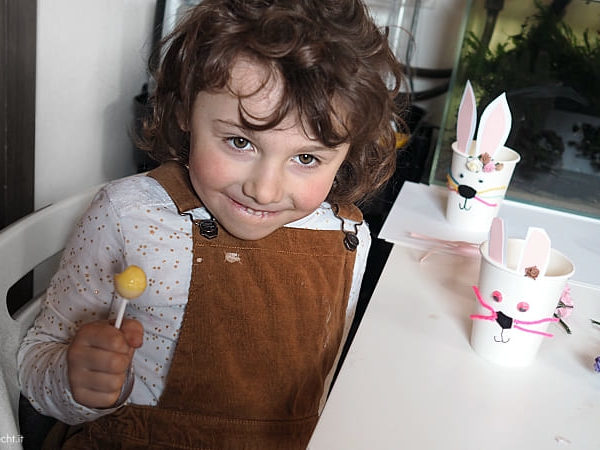 Natürlich kindgerecht wünscht Frohe Ostern