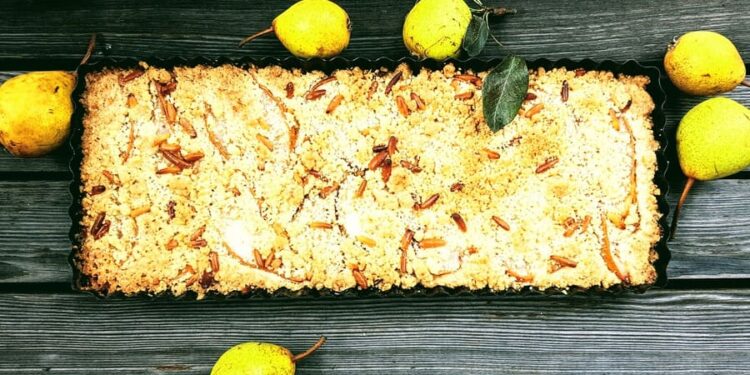 Birnentarte mit Knusperstreusel