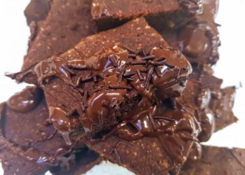 Rezeptidee-Suesskartoffel-Brownies-Die-gesunde-Schokobombe