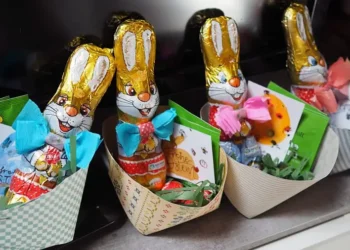 Wir basteln ein Osternest Anleitung Bastelanleitung Osternest Kindergarten