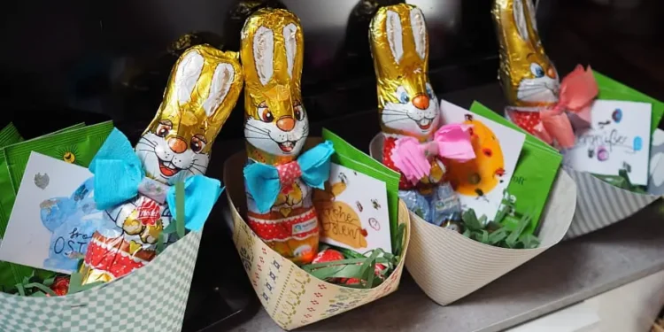 Wir basteln ein Osternest Anleitung Bastelanleitung Osternest Kindergarten