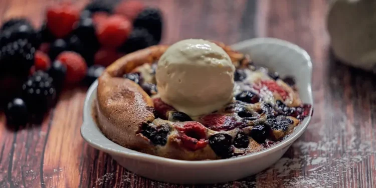 Titelbild Kirsch-Clafoutis Serviervorschlag