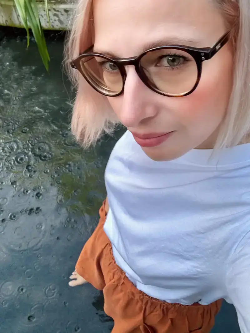 Silvia Natürlich glücklich